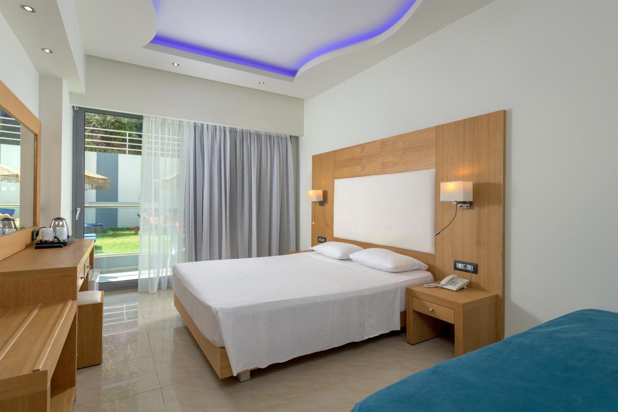 Oceanis Beach Hotel Ixia  Exterior photo